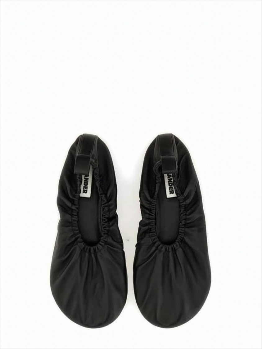 Pointed Toe Black Lambskin Flat Shoes