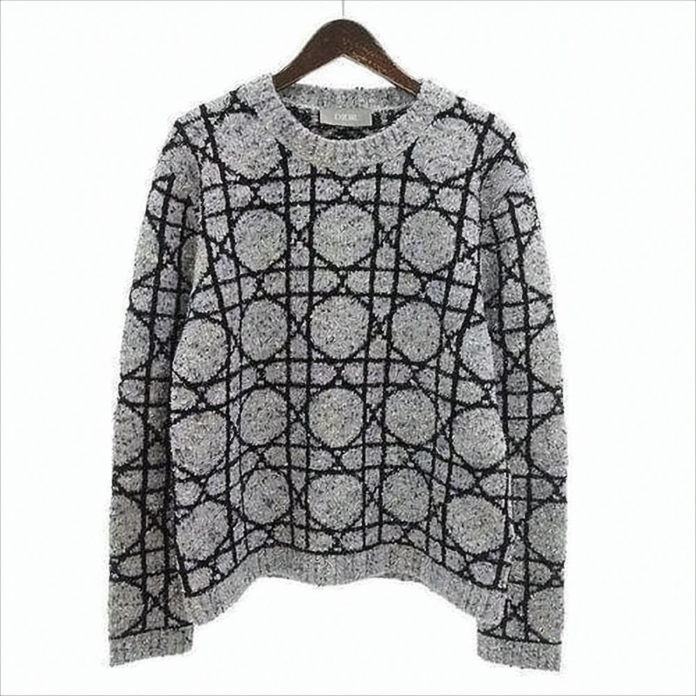 Textured Knit Grey Sweater with Geometric Pattern