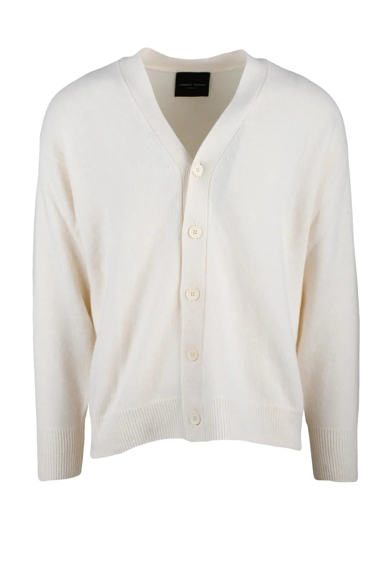 Refined Button-Front Cardigan in Fine Wool