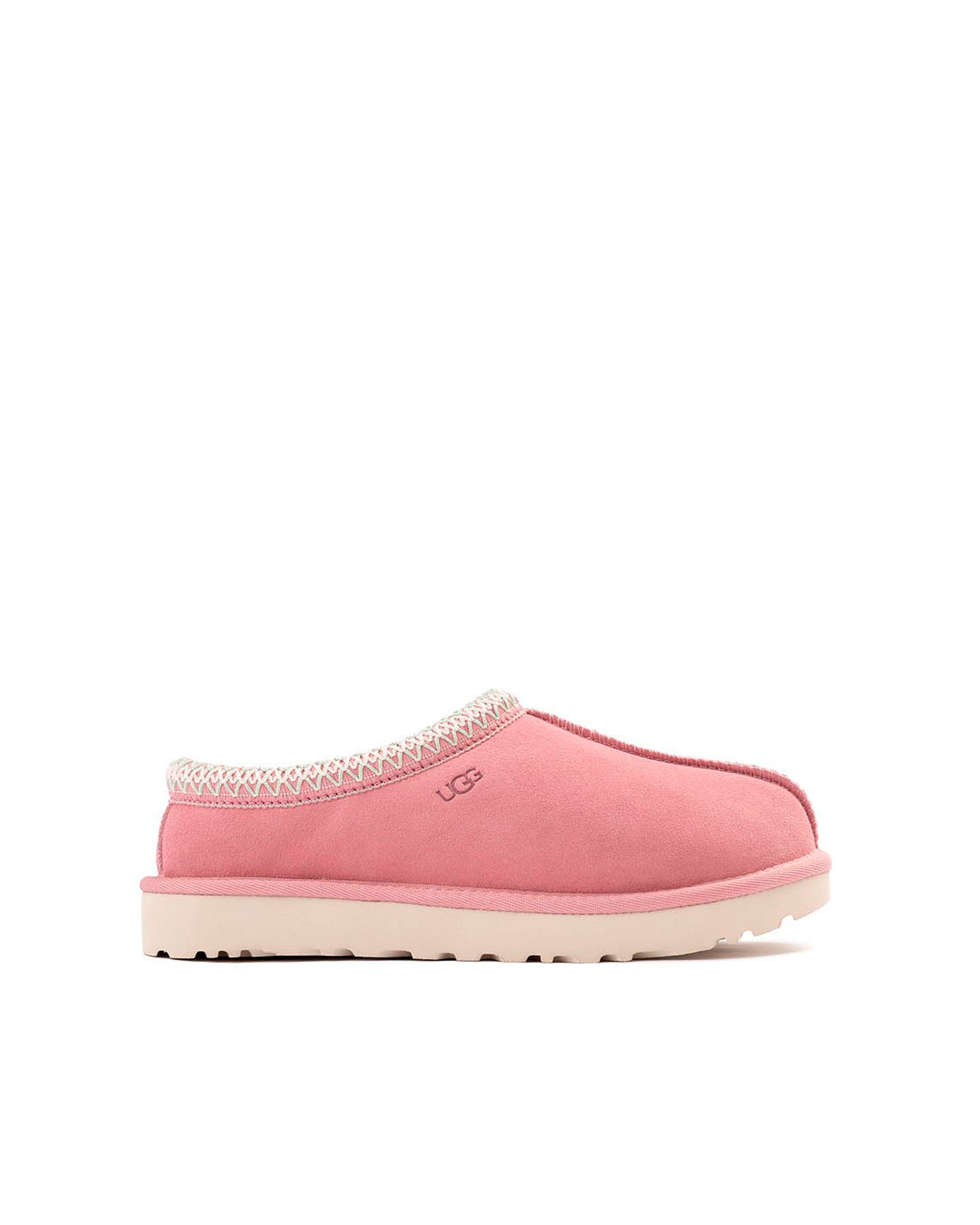 Low-Profile Slip-On Shoes with Plush Sheepskin Lining