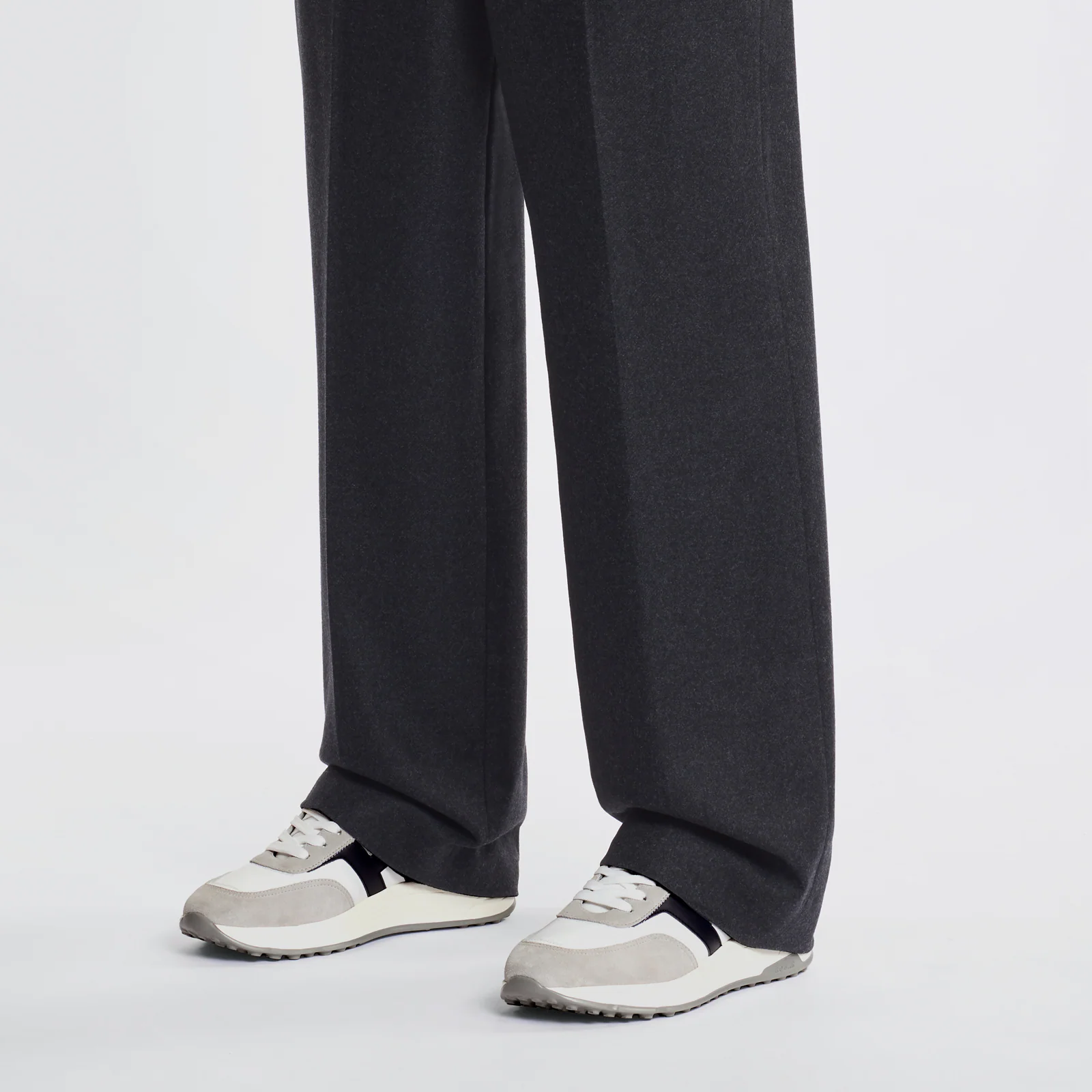 Hyperlight H Sneakers With Lace-Up Design
