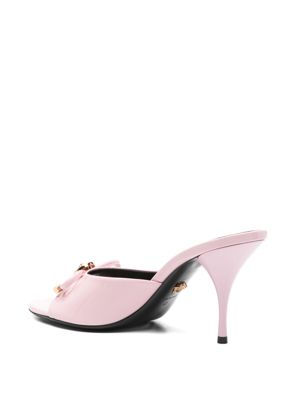 Glossy Finish Sandals With Delicate Bow