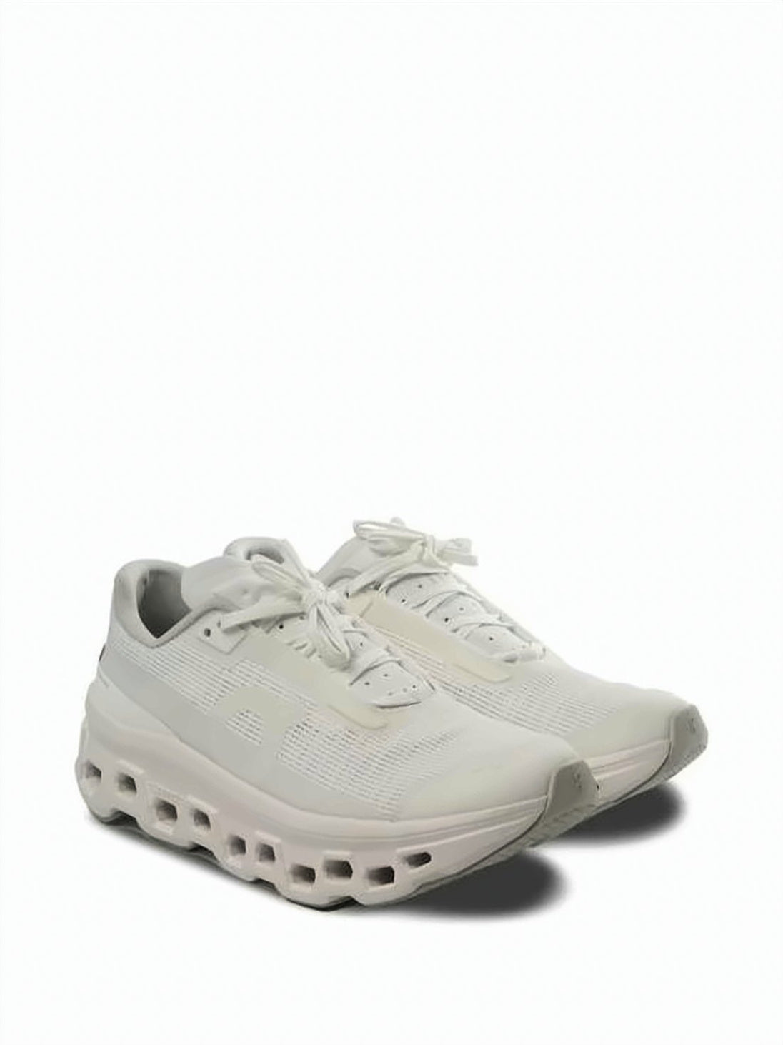 Sleek Minimalist Sneakers with Breathable Textile Upper