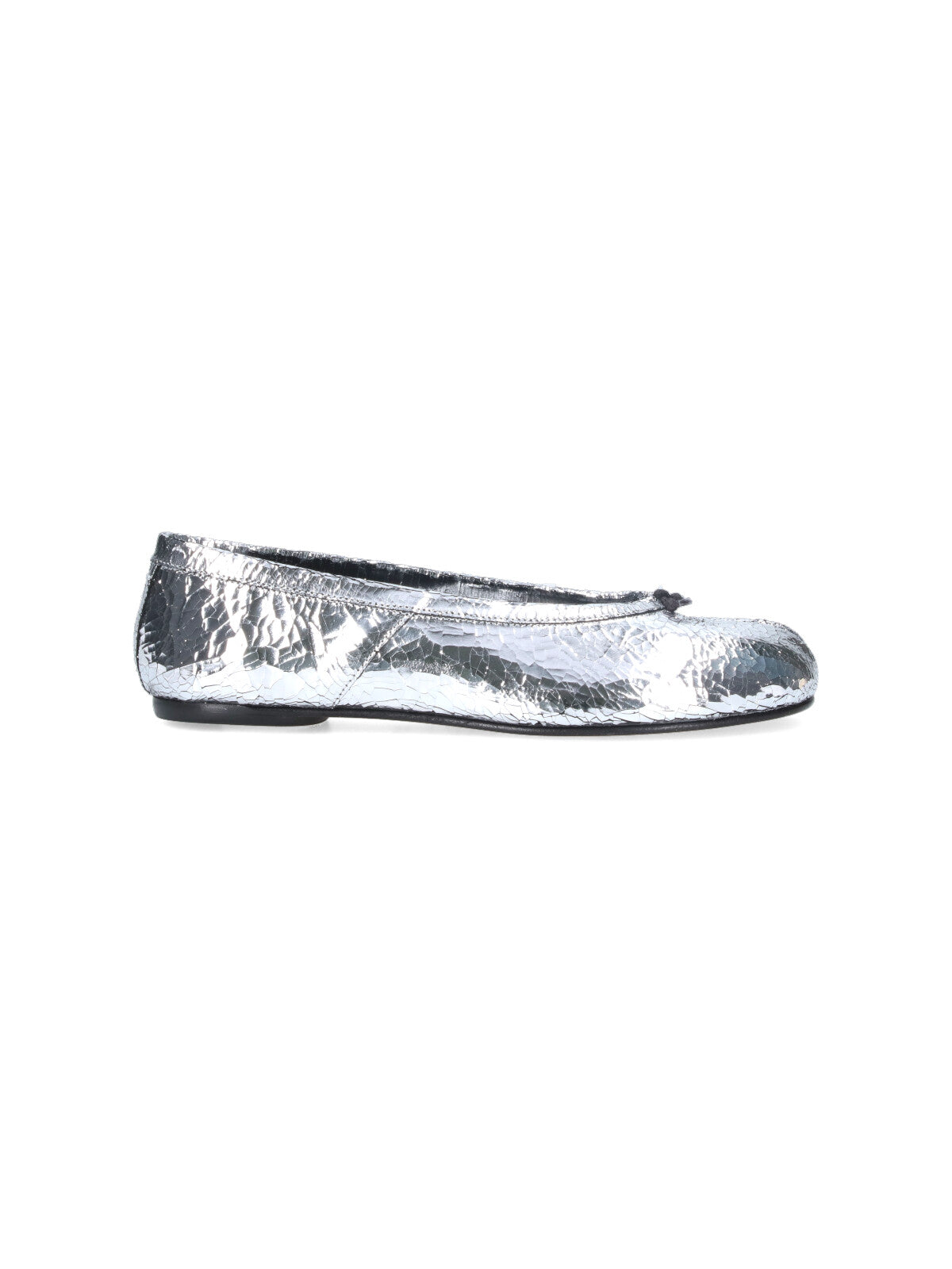 Crinkled Metallic Silver Flats with Rounded Toe