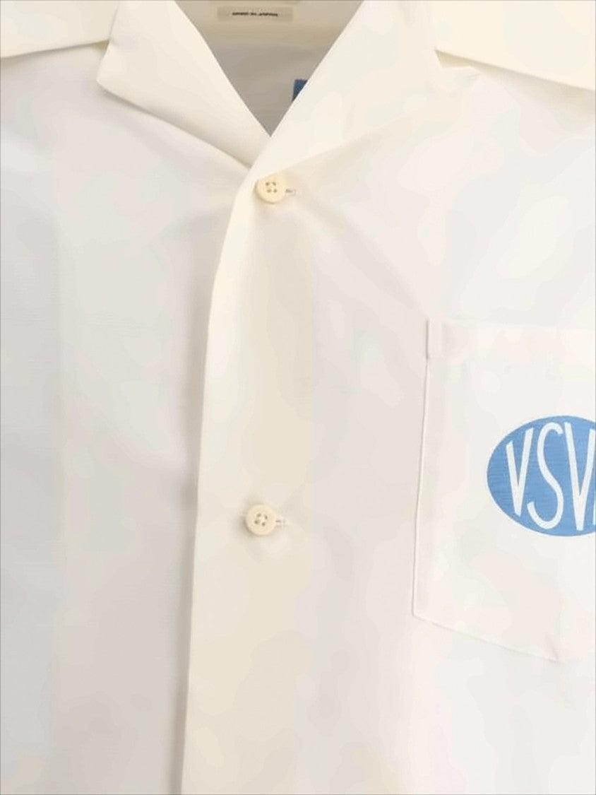 Short-Sleeved Silk Shirt With Classic Collar And Graphic Design