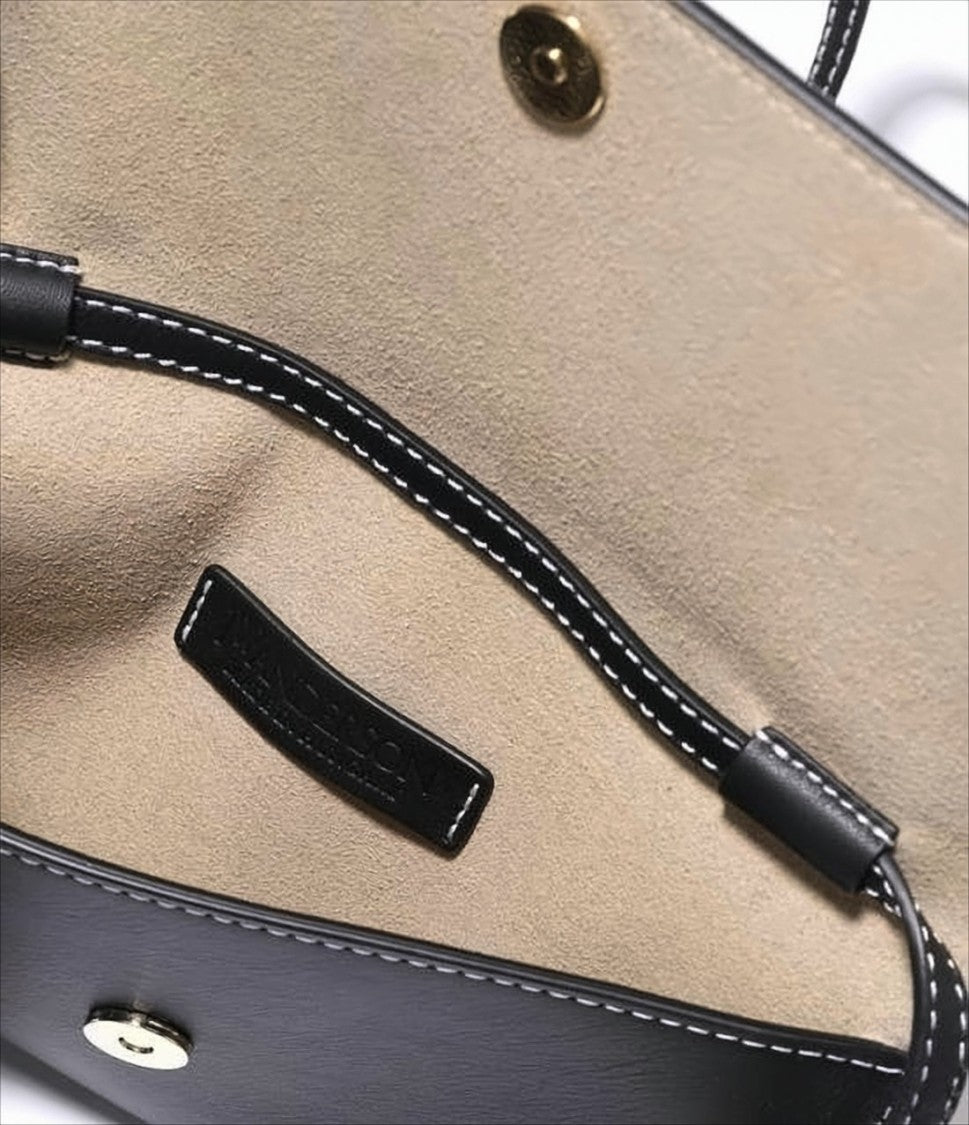 Rectangular Black Crossbody Bag With Gold Chain Detail
