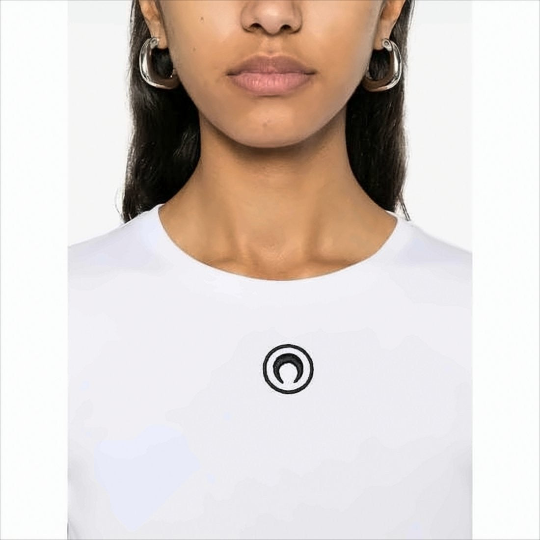 Fitted Short-Sleeve Organic Cotton T-Shirt with Embroidered Detail