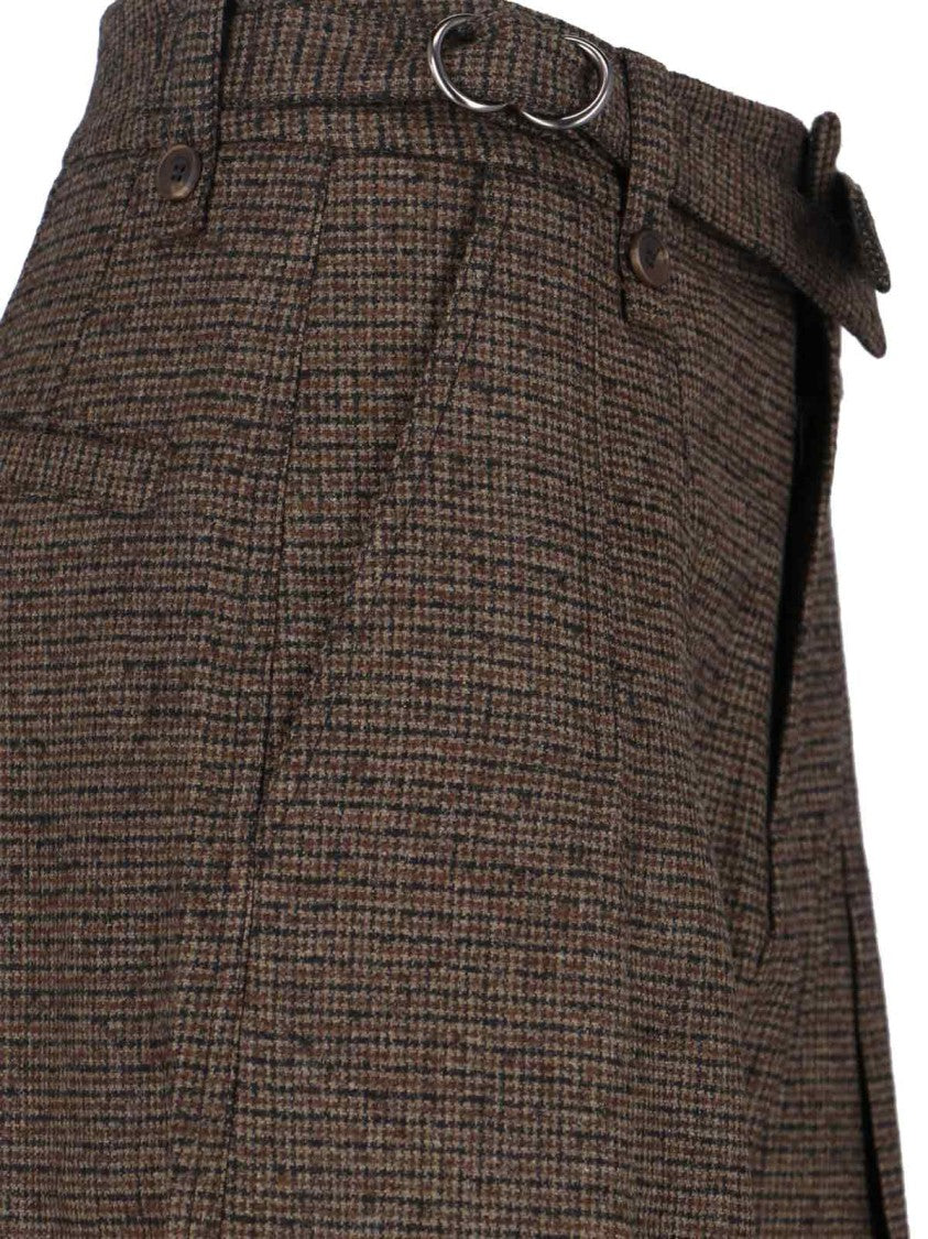 Tailored Brown Trousers With Structured Silhouette