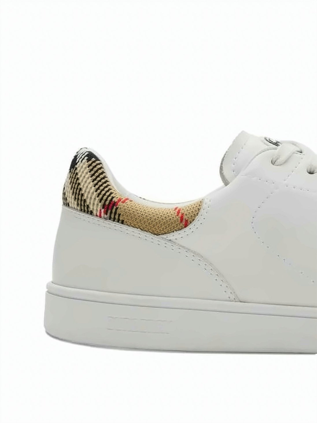 Leather Low-Top Sneakers With Distinctive Checkered Accents