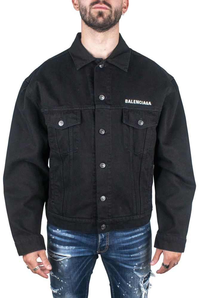 Cropped Black Denim Jacket With Flap Pockets