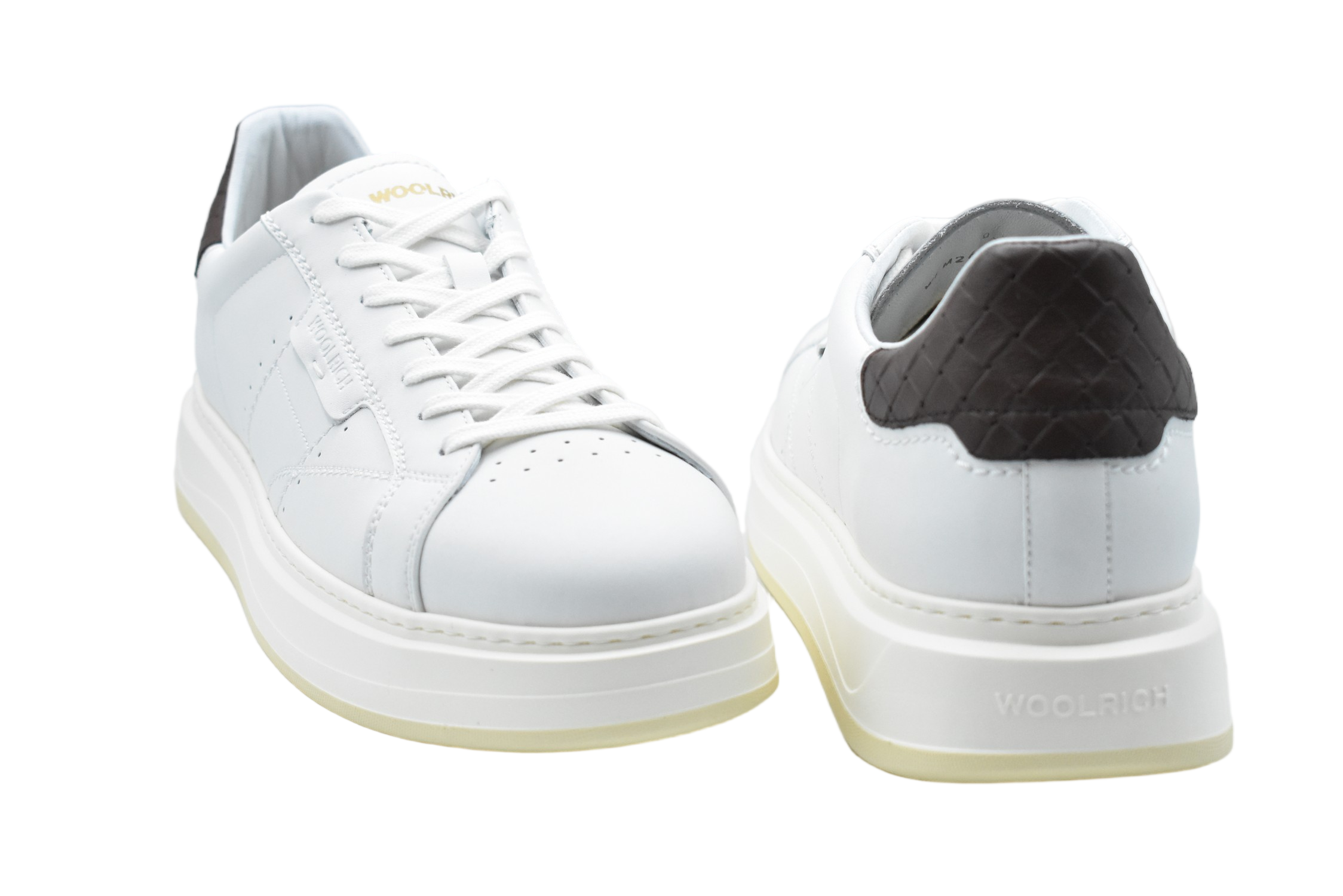 Low-Top Sneakers With Elevated Off-White Sole And Textured Accents