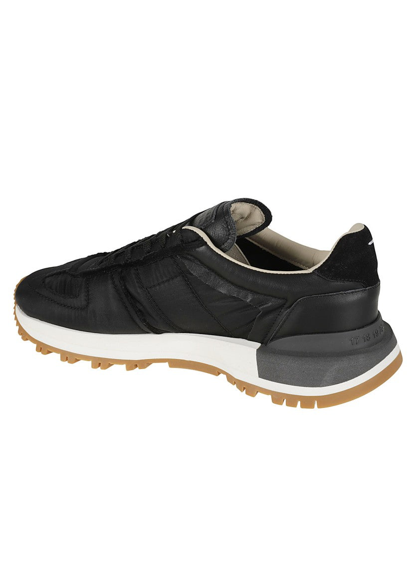Sporty Black Sneakers With Textured Detailing