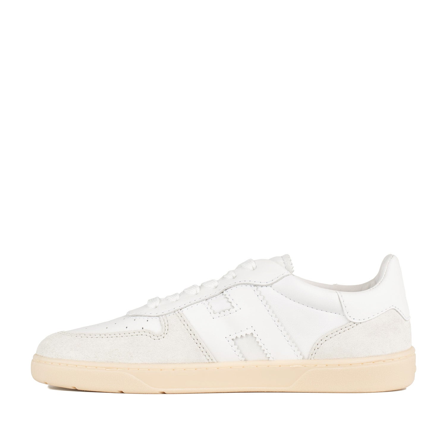Refined Casual Sneakers With Textured Detailing