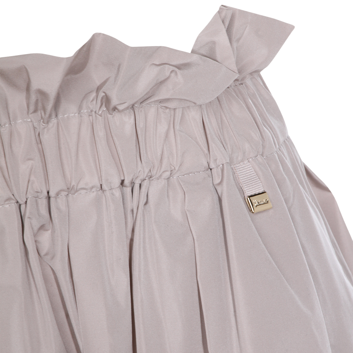Classic Silhouette Skirt with Smooth Texture