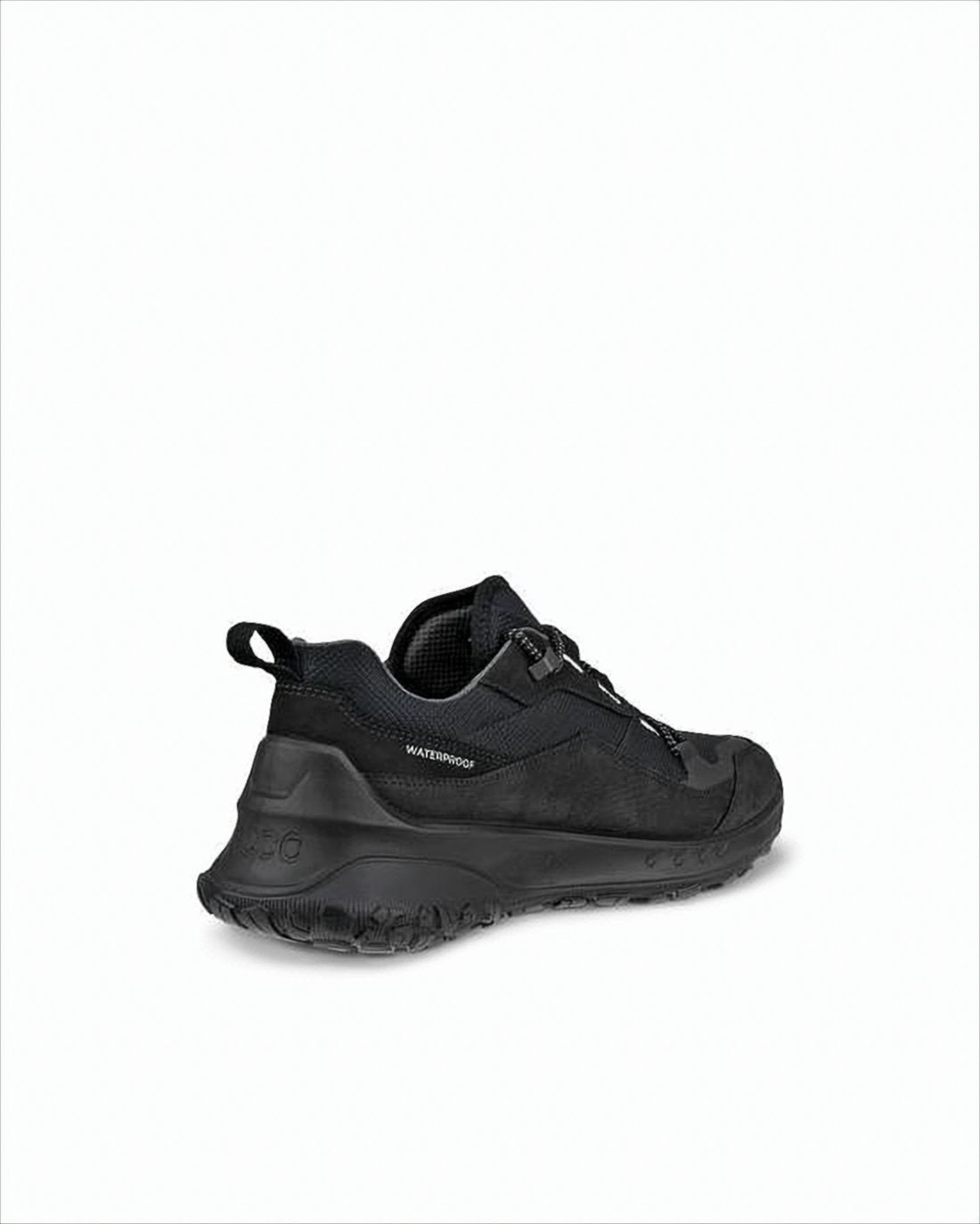 Low-Profile Waterproof Sneakers with Reflective Details