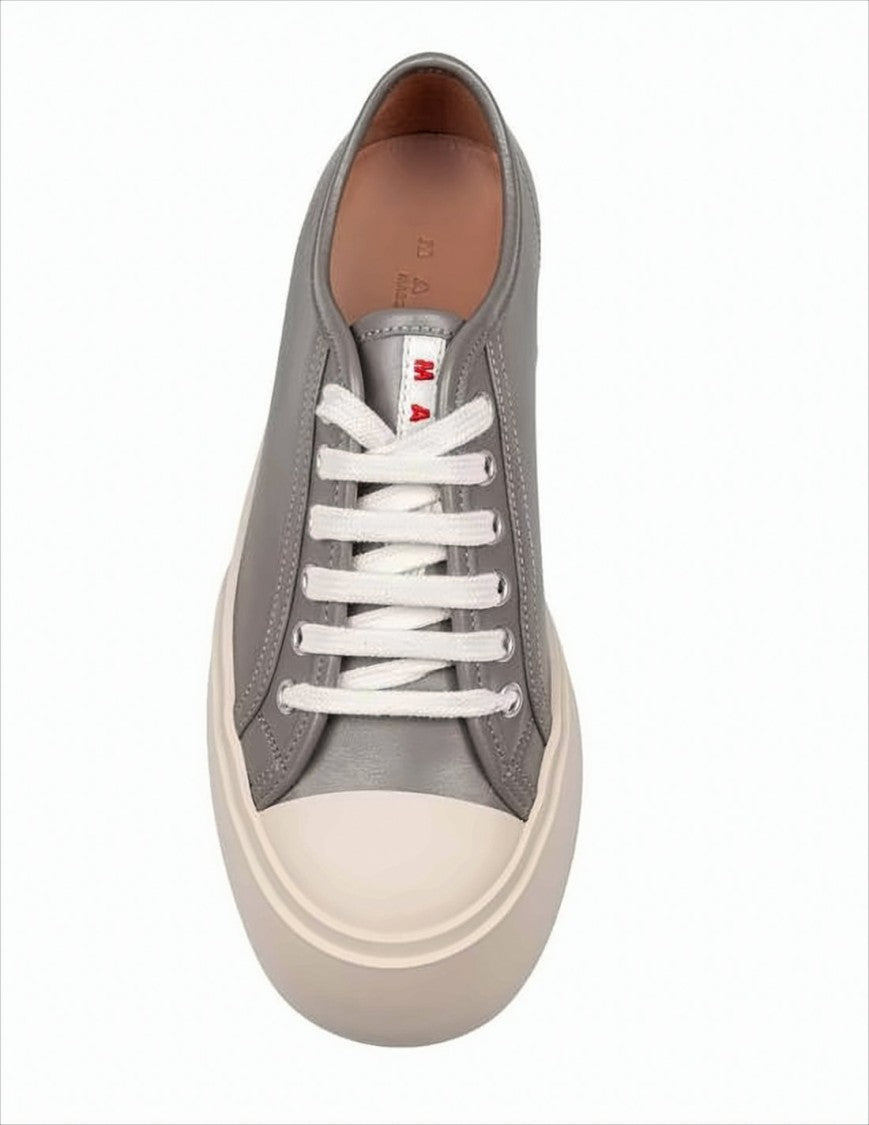 Smooth Leather Sneakers with Contrast Sole and Subtle Branding