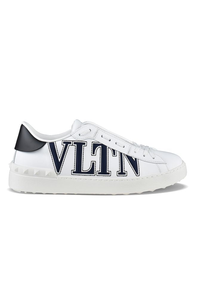 Open Sneakers