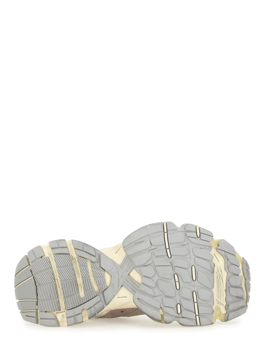 "Stapler" Sneaker