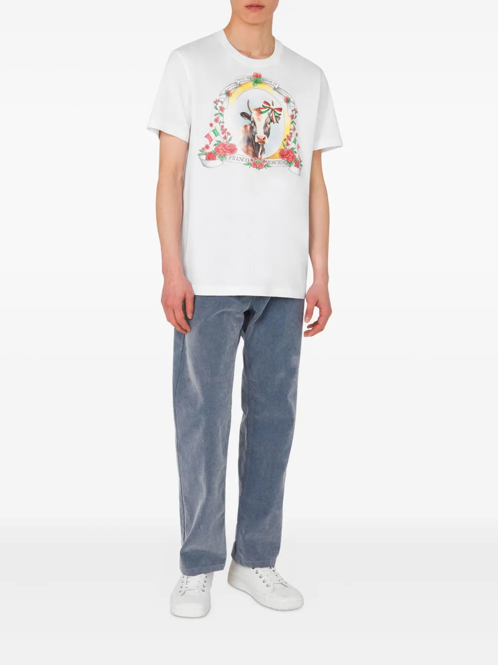 Minimalist White T-Shirt with Standard Fit