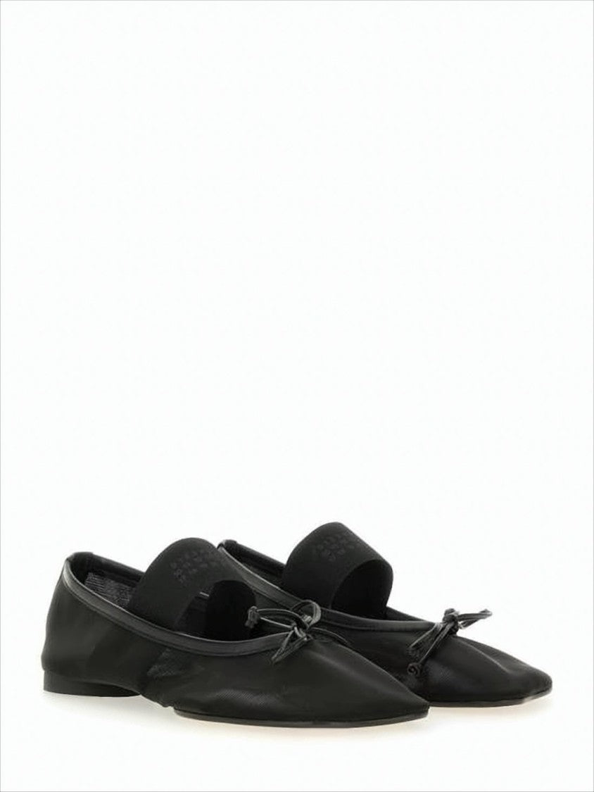 Pointed Toe Black Flats with Bow Detail