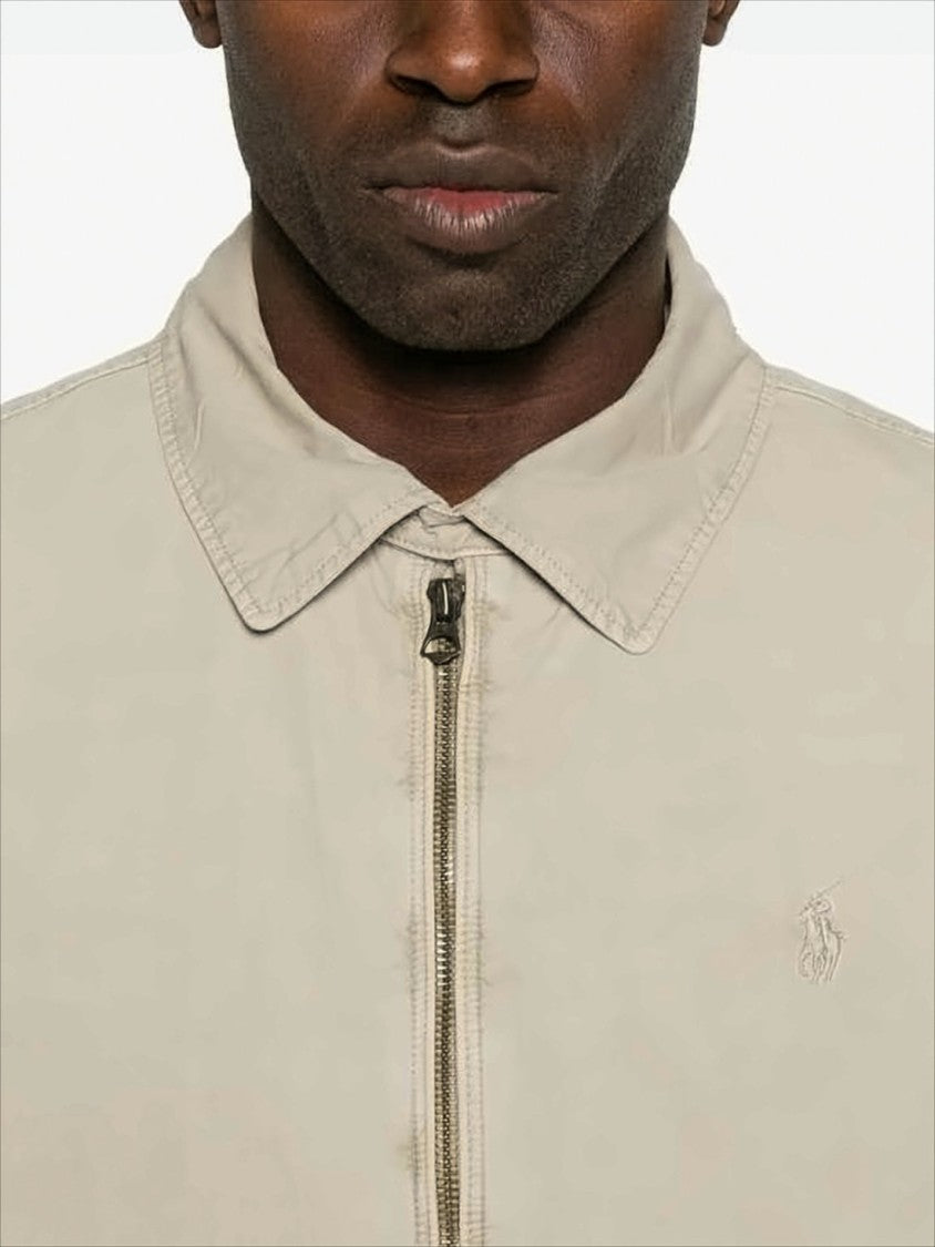 Lightweight Casual Jacket With Classic Collar And Zipper Closure