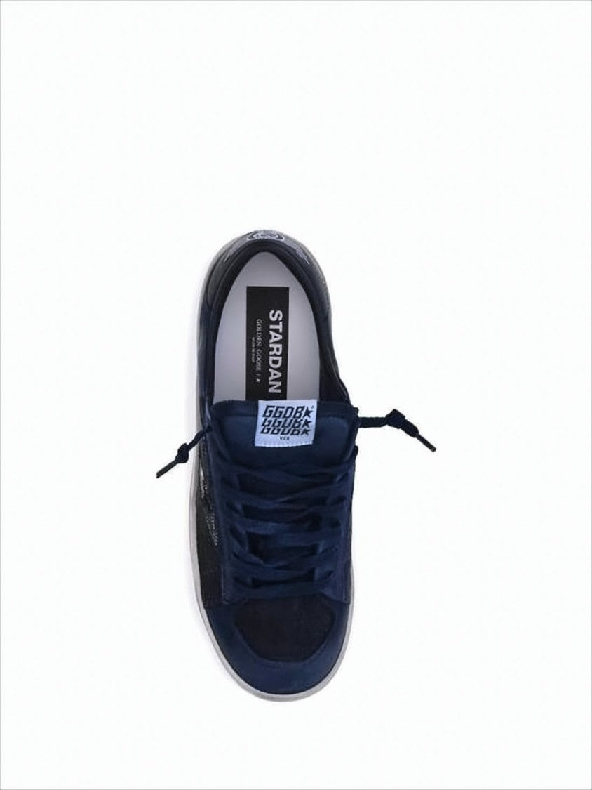 Low-Top Blue Sneakers with Mixed Materials