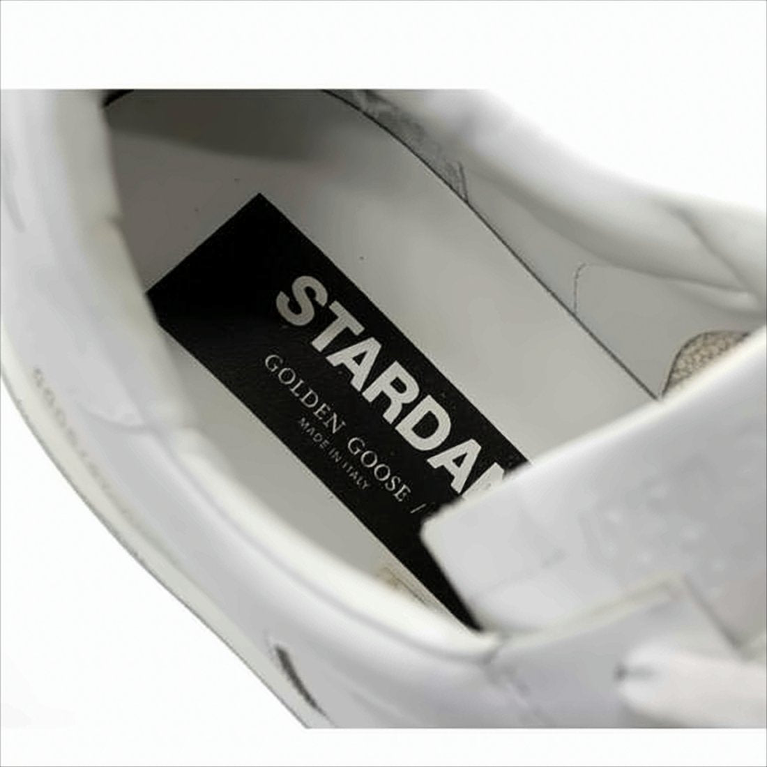 Low-Top Sneakers with Subtle Star Detail