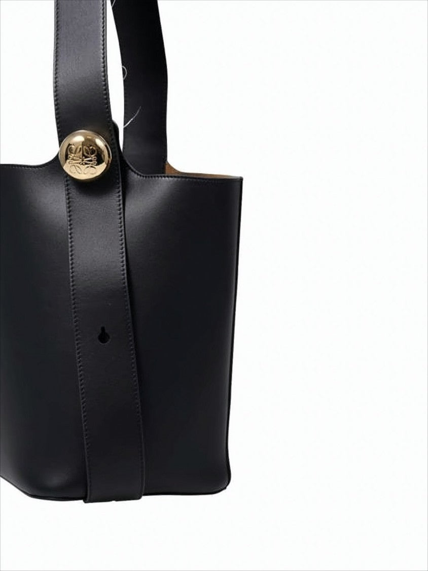 Structured Calf Leather Shoulder Bag