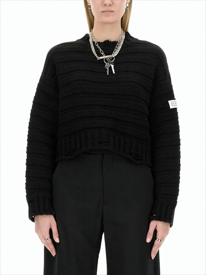Cropped Textured Knit Sweater with Boxy Fit