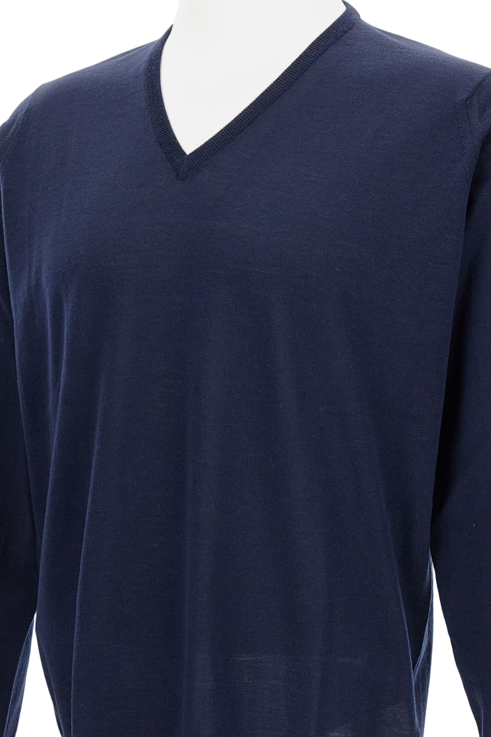Classic V-Neck Long Sleeve Sweater In Extra-Fine Merino Wool