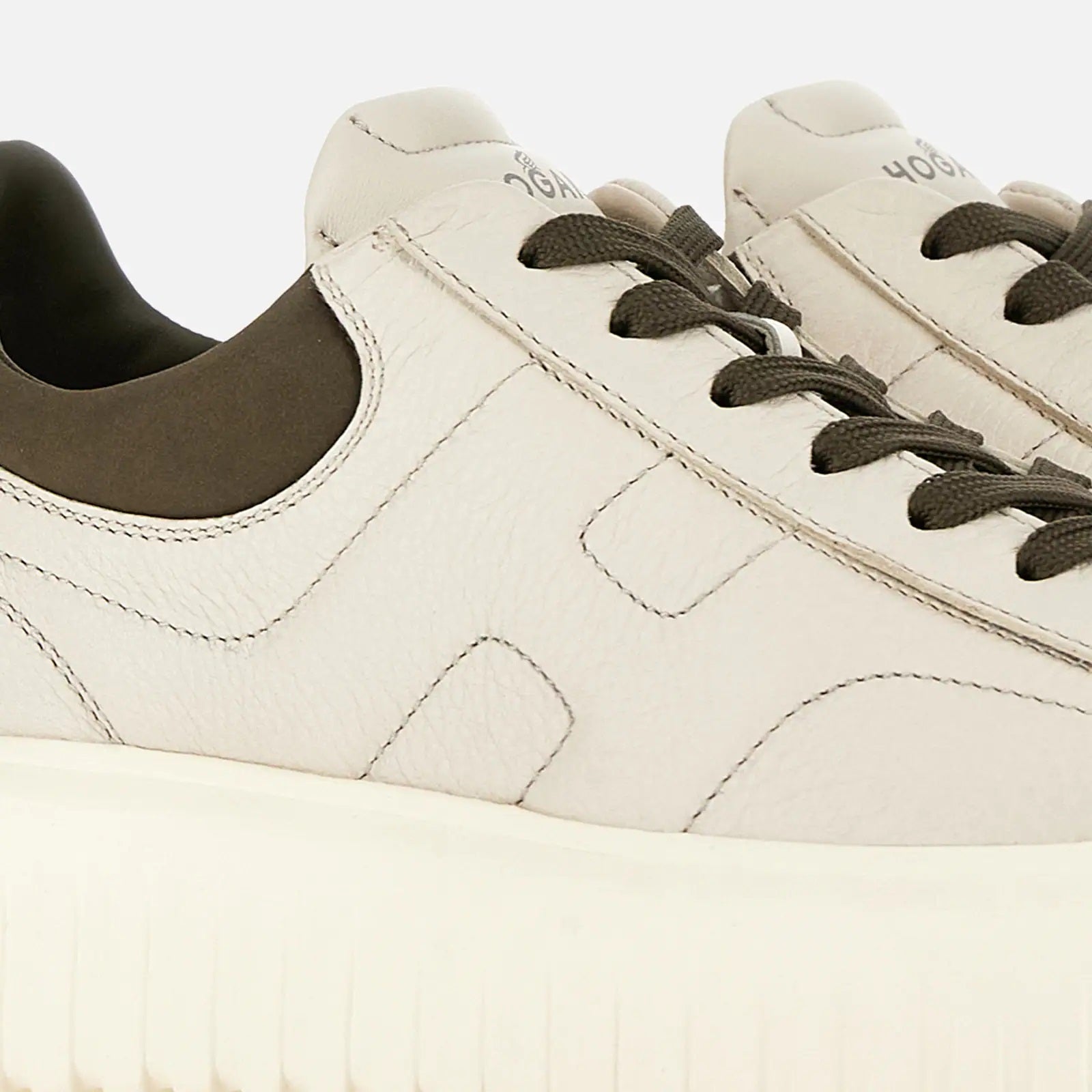 Versatile Ivory Leather Sneakers With H-Stripes Design