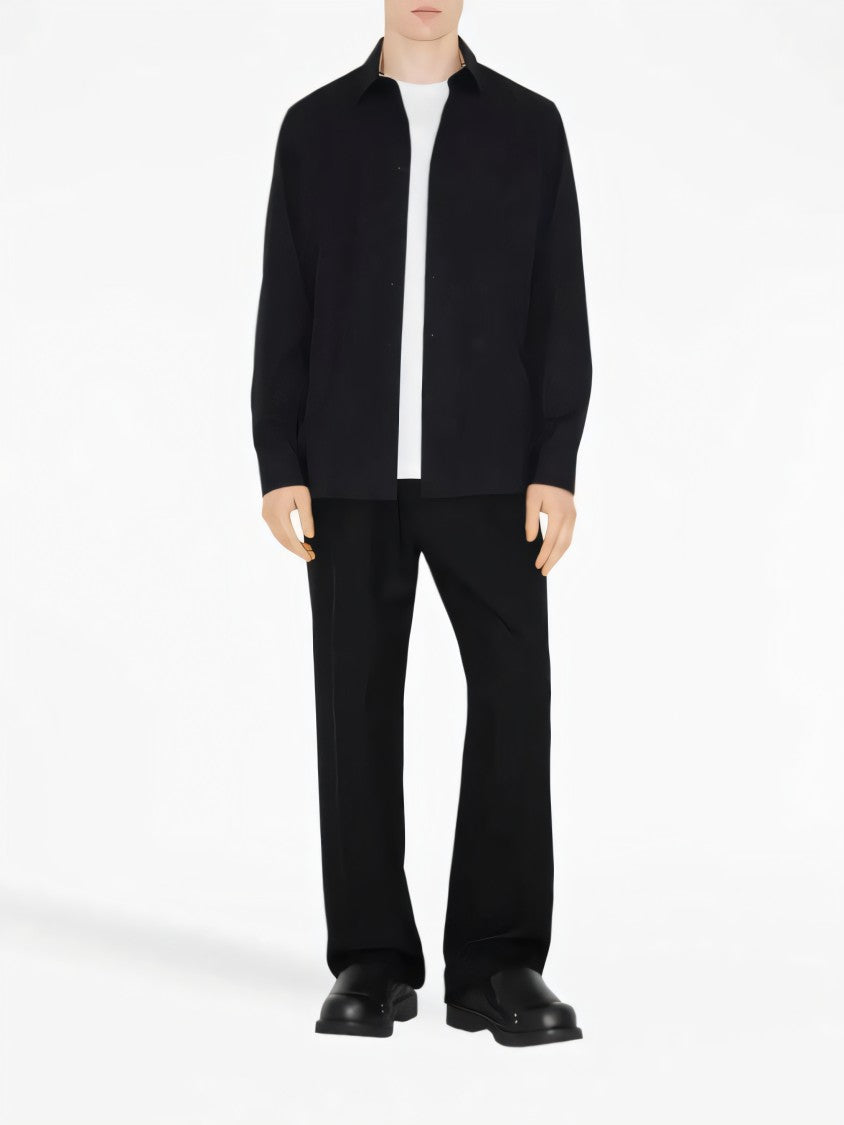 Long-Sleeved Shirt with Distinctive Check Interior