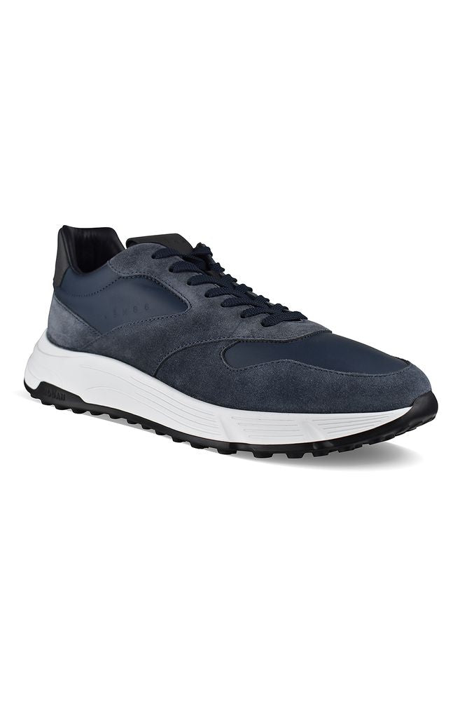 Hyperlight Sneakers