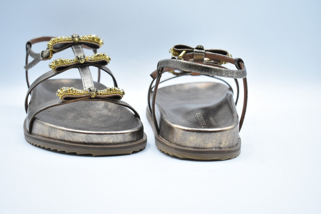 Brown Lace-Up Shoes With Refined Design