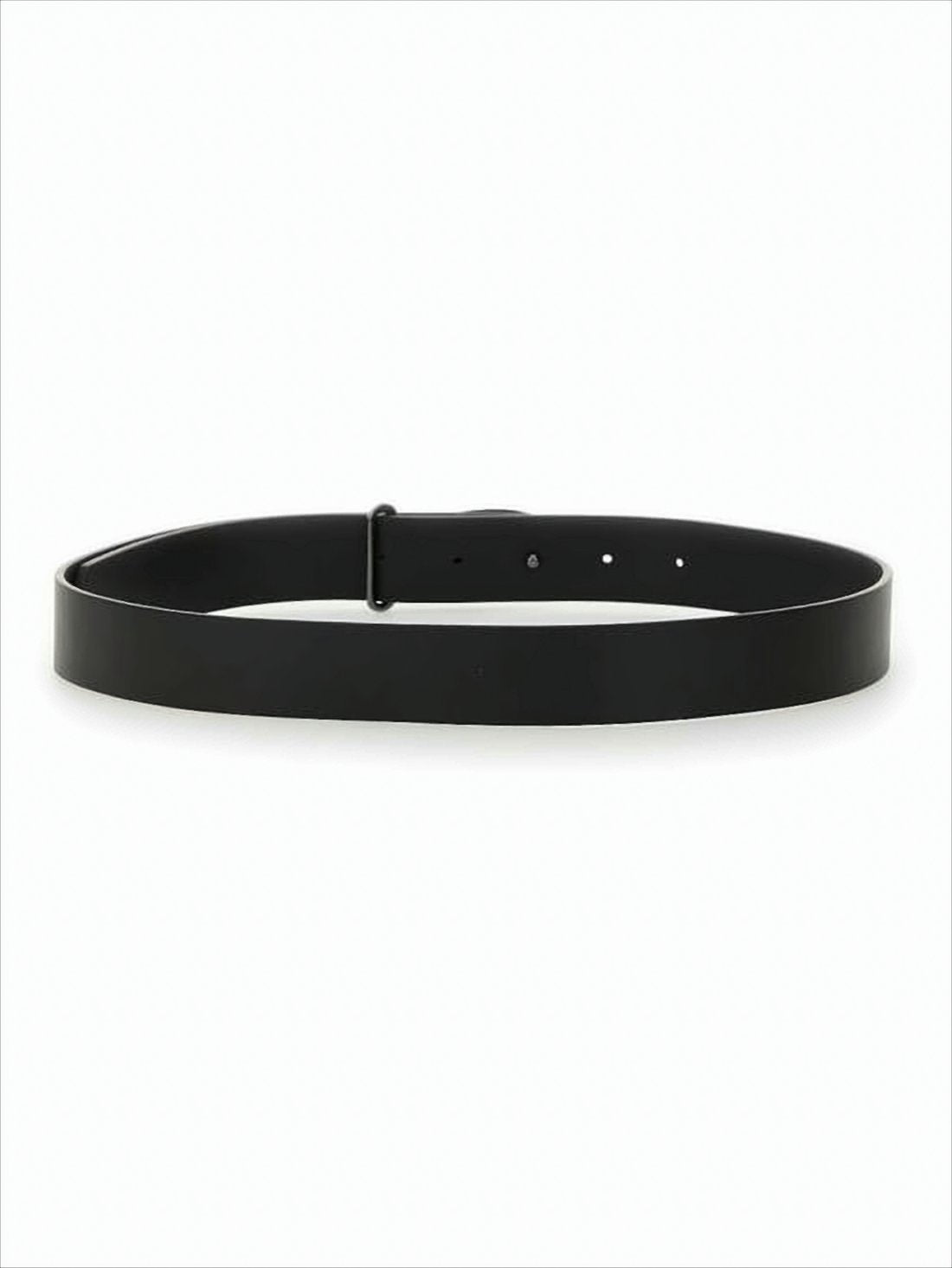 Sleek Regular-Width Leather Belt with Oval Buckle
