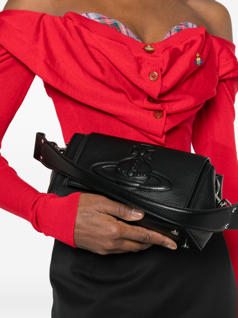 Structured Black Handbag With Pebbled Texture And Silver Chain Strap