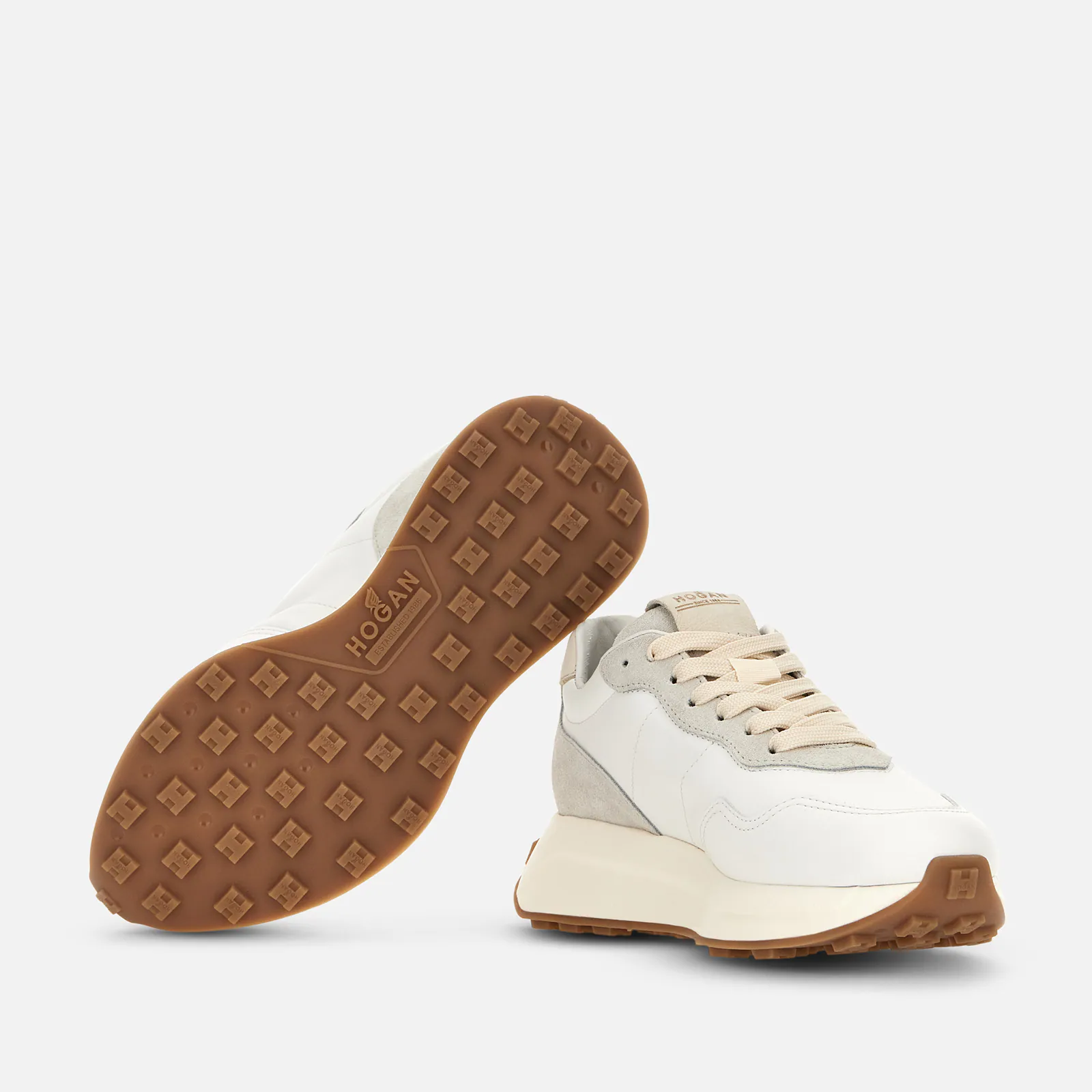 H641 H Patch Sneakers With Versatile Design