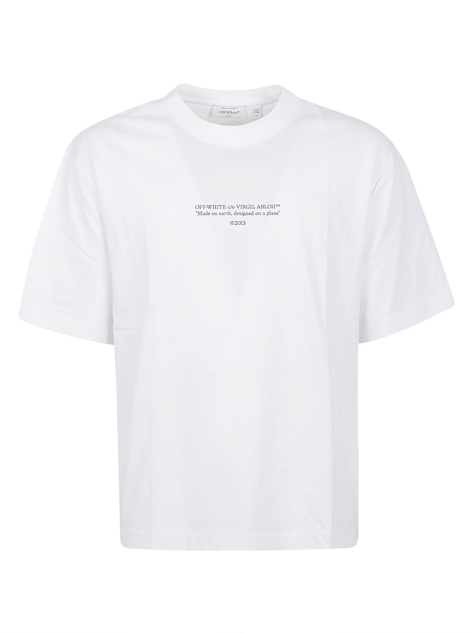 White Short-Sleeve T-Shirt with Centered Quote Detail
