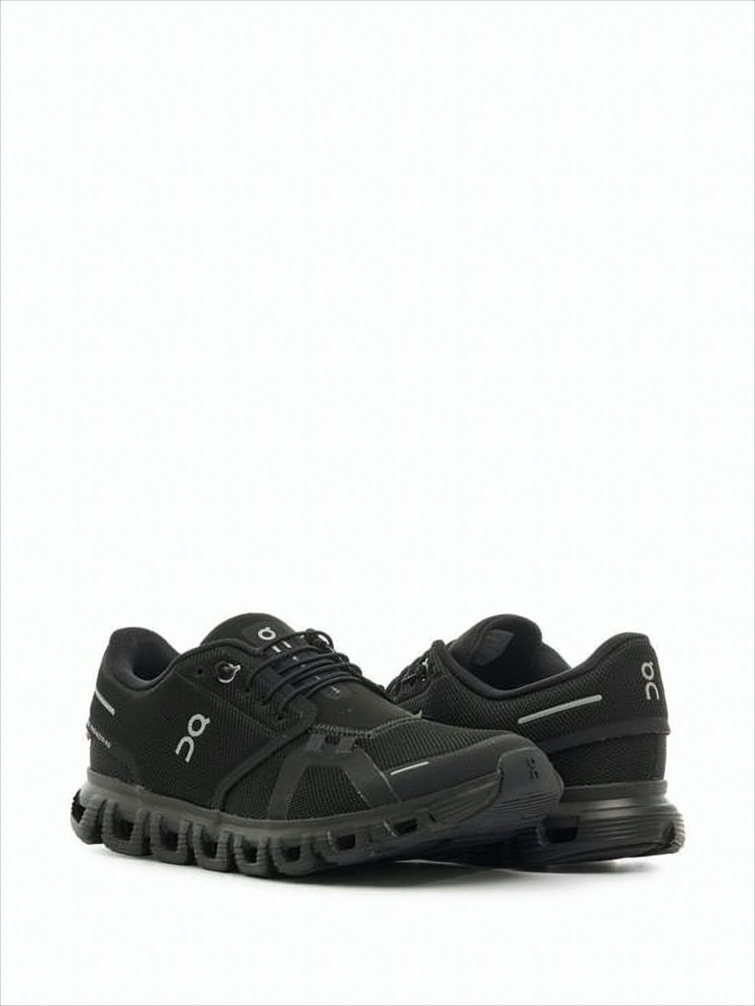 Lightweight Black Running Sneakers with Breathable Mesh