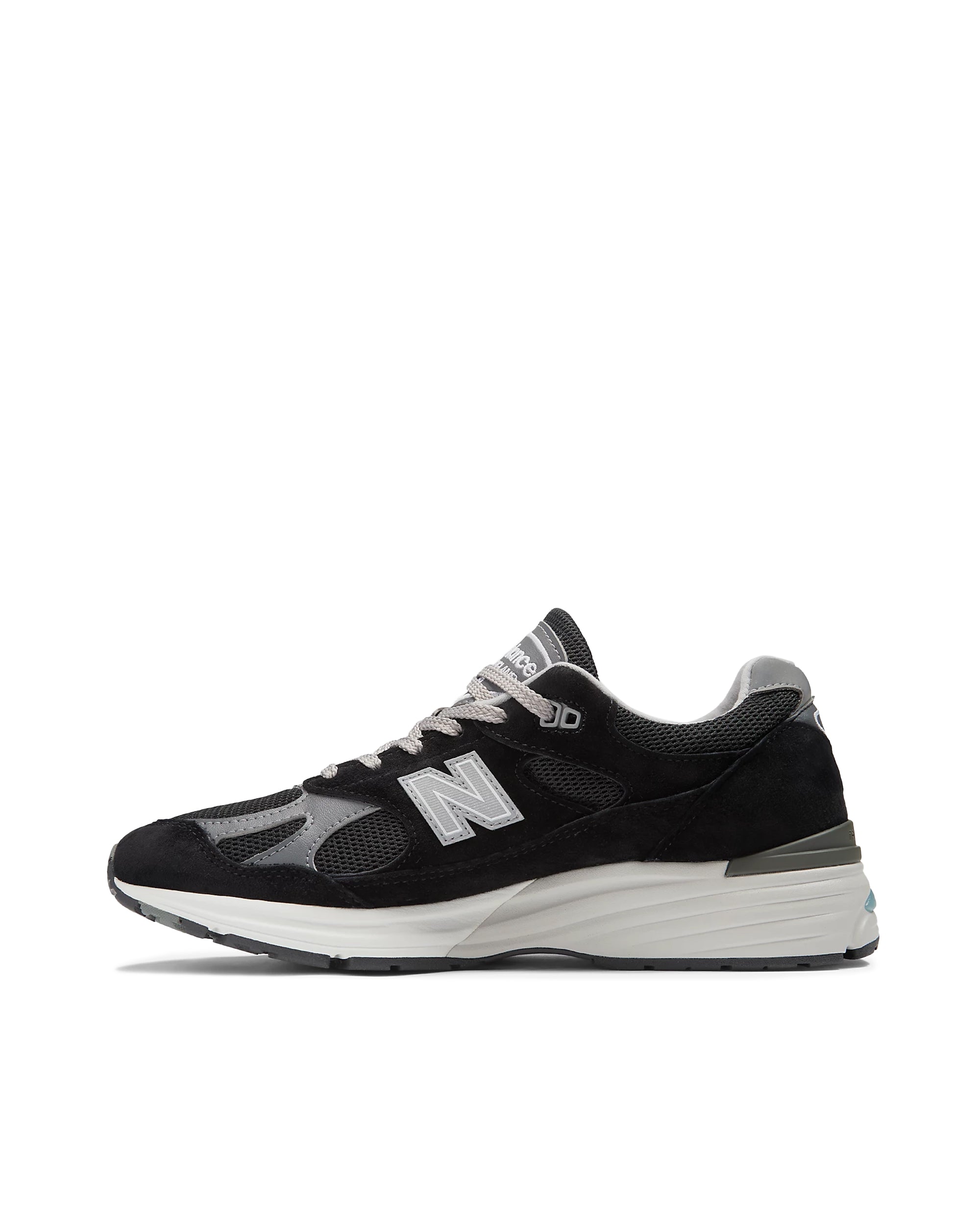 Full-Length Cushioned Sneakers with Reflective Accents