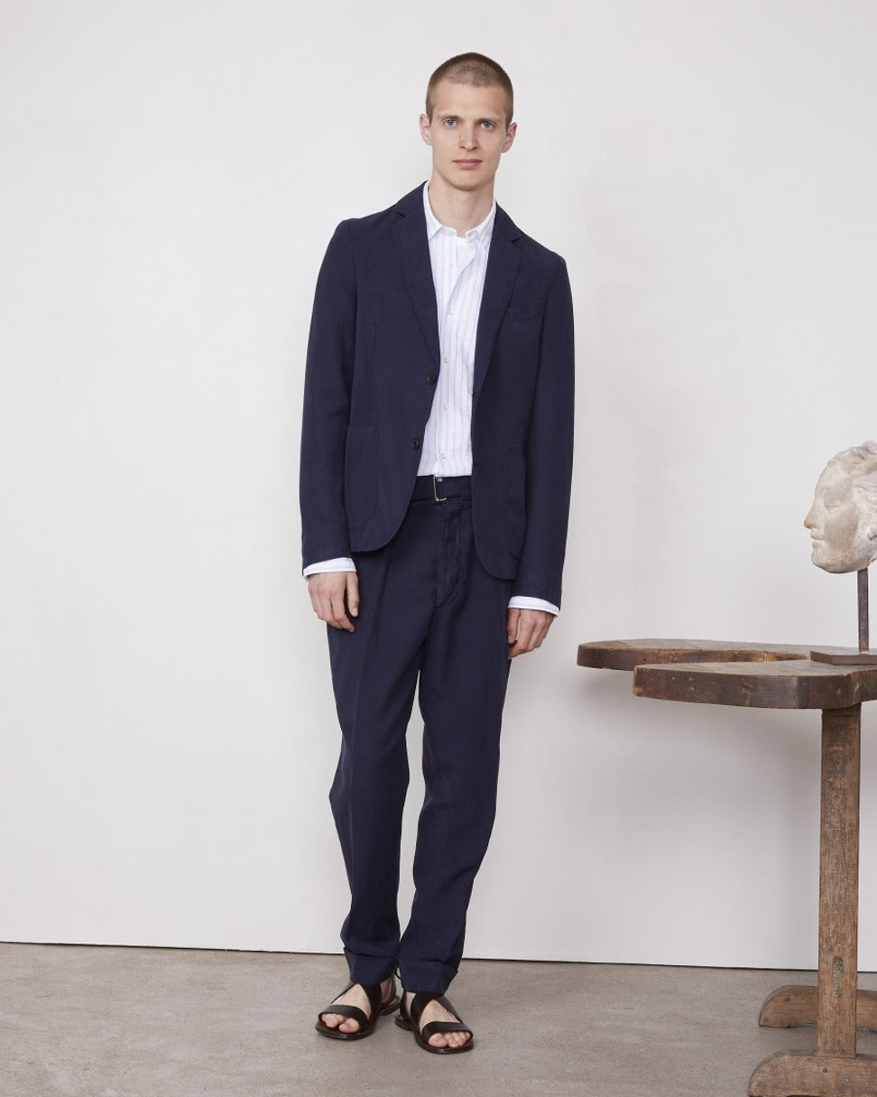 Unconstructed Two-Button Jacket With Soft Shoulder Design