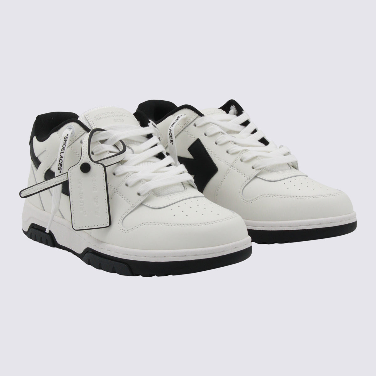 White Round Toe Leather Sneakers
