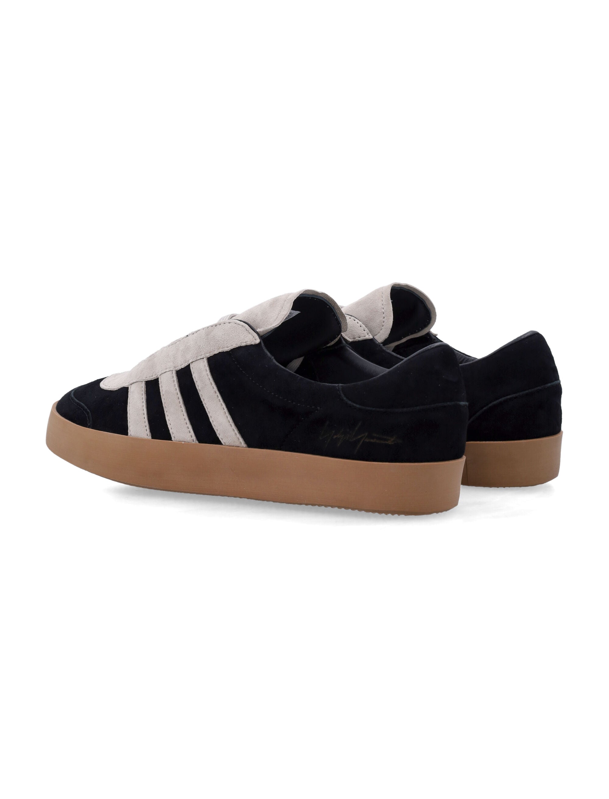 Dwukolorowe zamszowe sneakersy