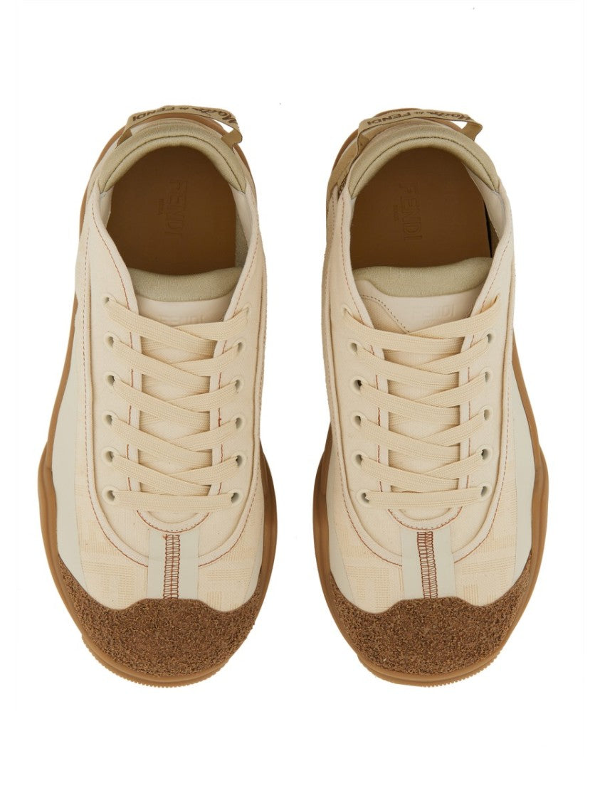 Lab Sneaker