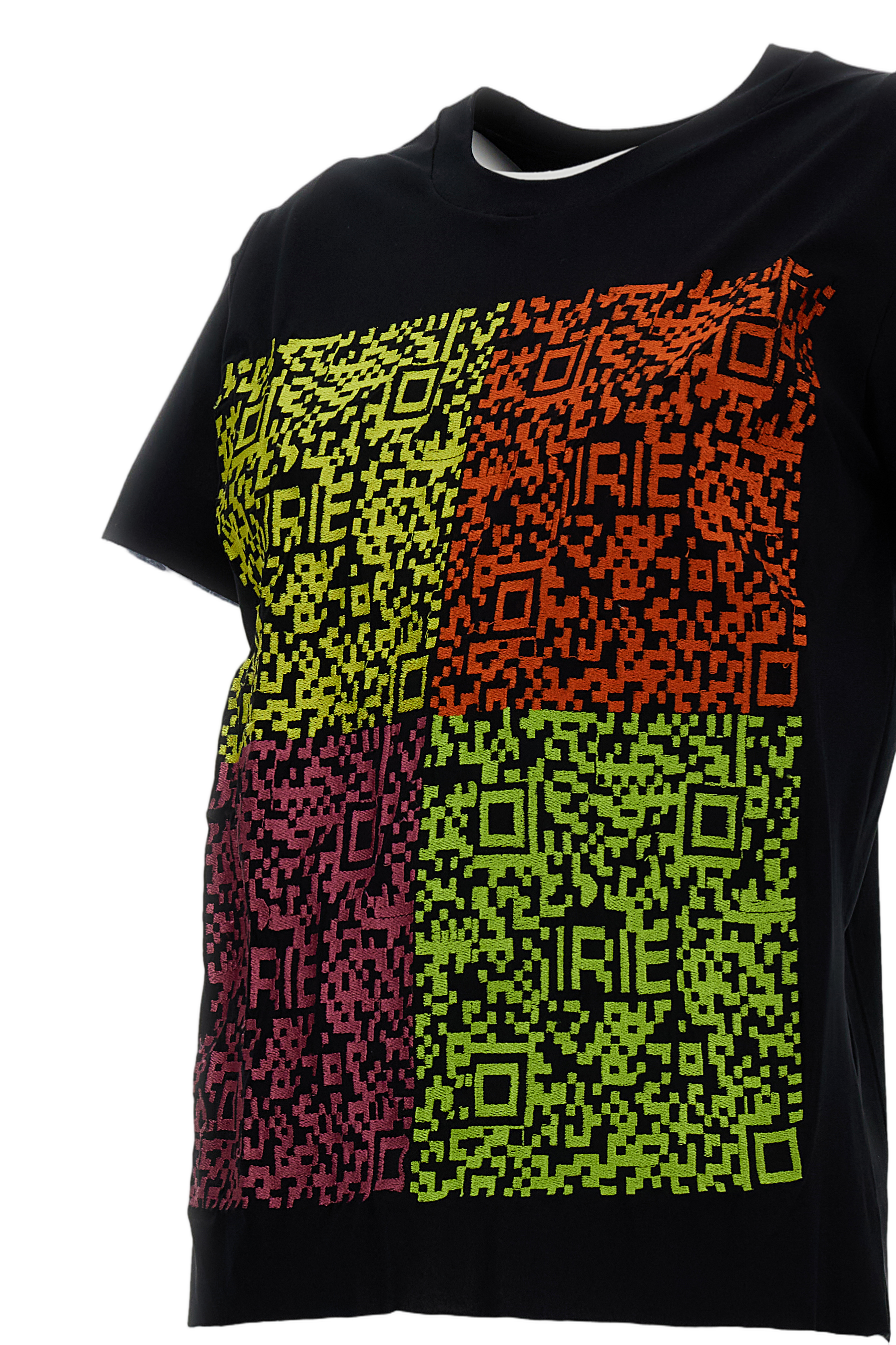 Classic Black T-Shirt with Round Neckline and Short Sleeves