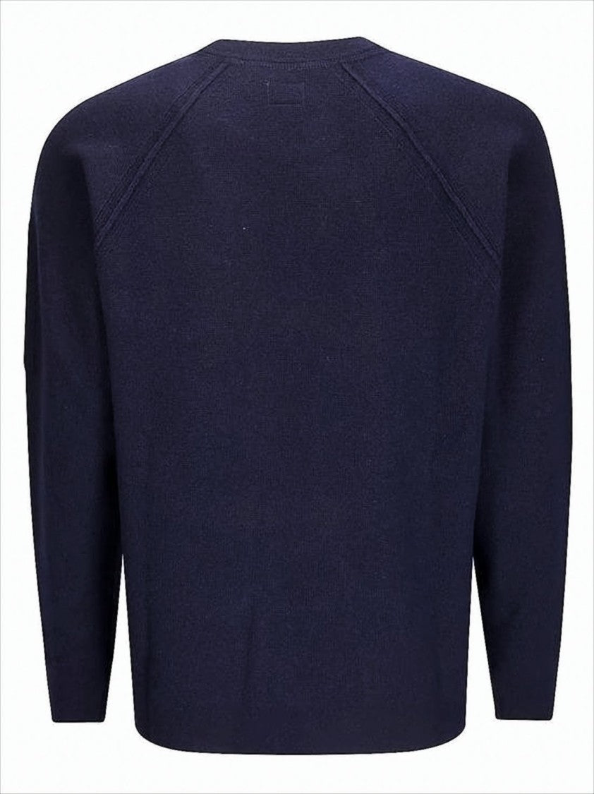 Minimalistyczna Bluza z Okrągłym Dekoltem, Raglanowymi Rękawami i Naszywką z Logo