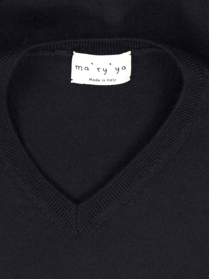Classic Black Knit Sweater With Round Neckline
