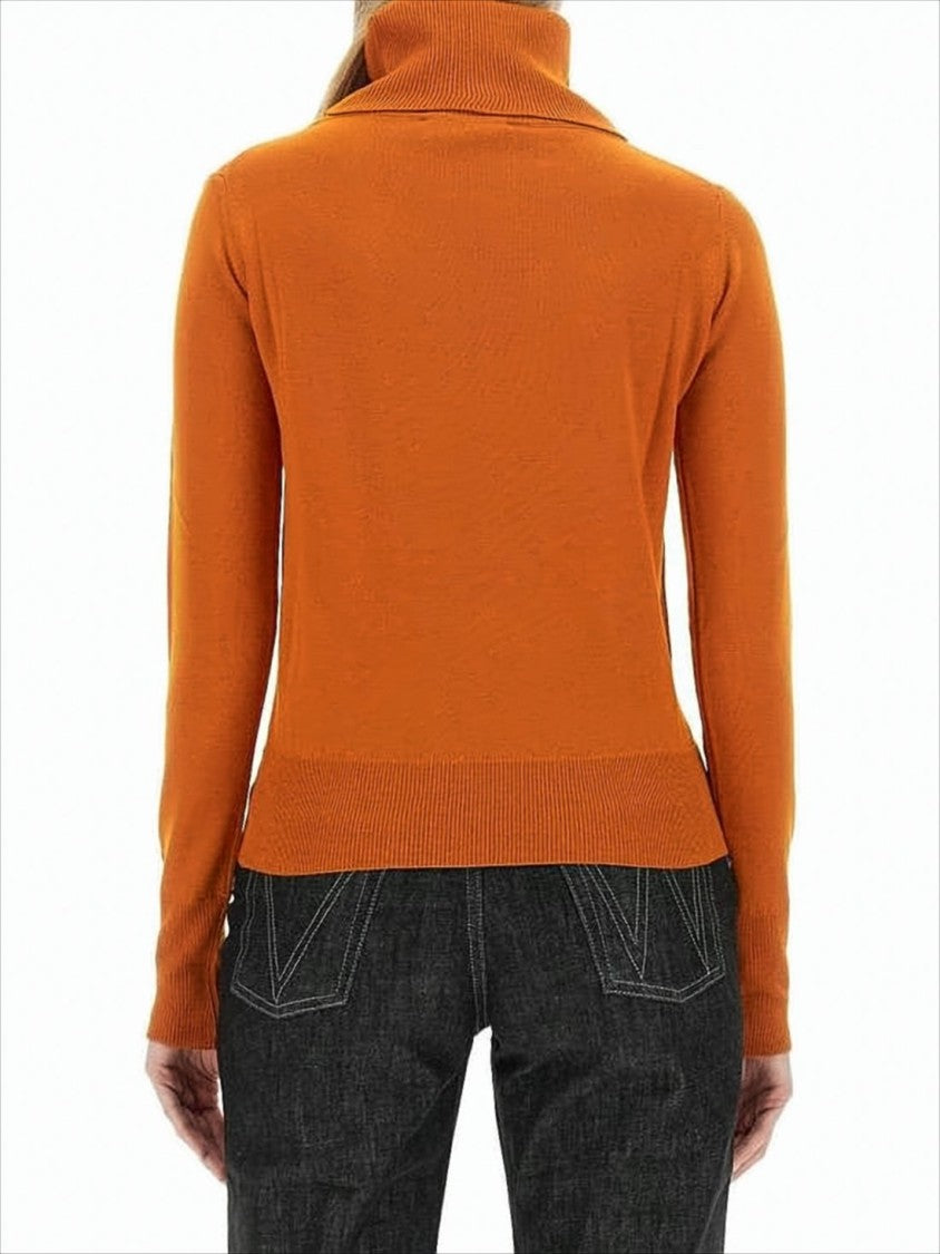Fitted Turtleneck Sweater with Ribbed Detailing