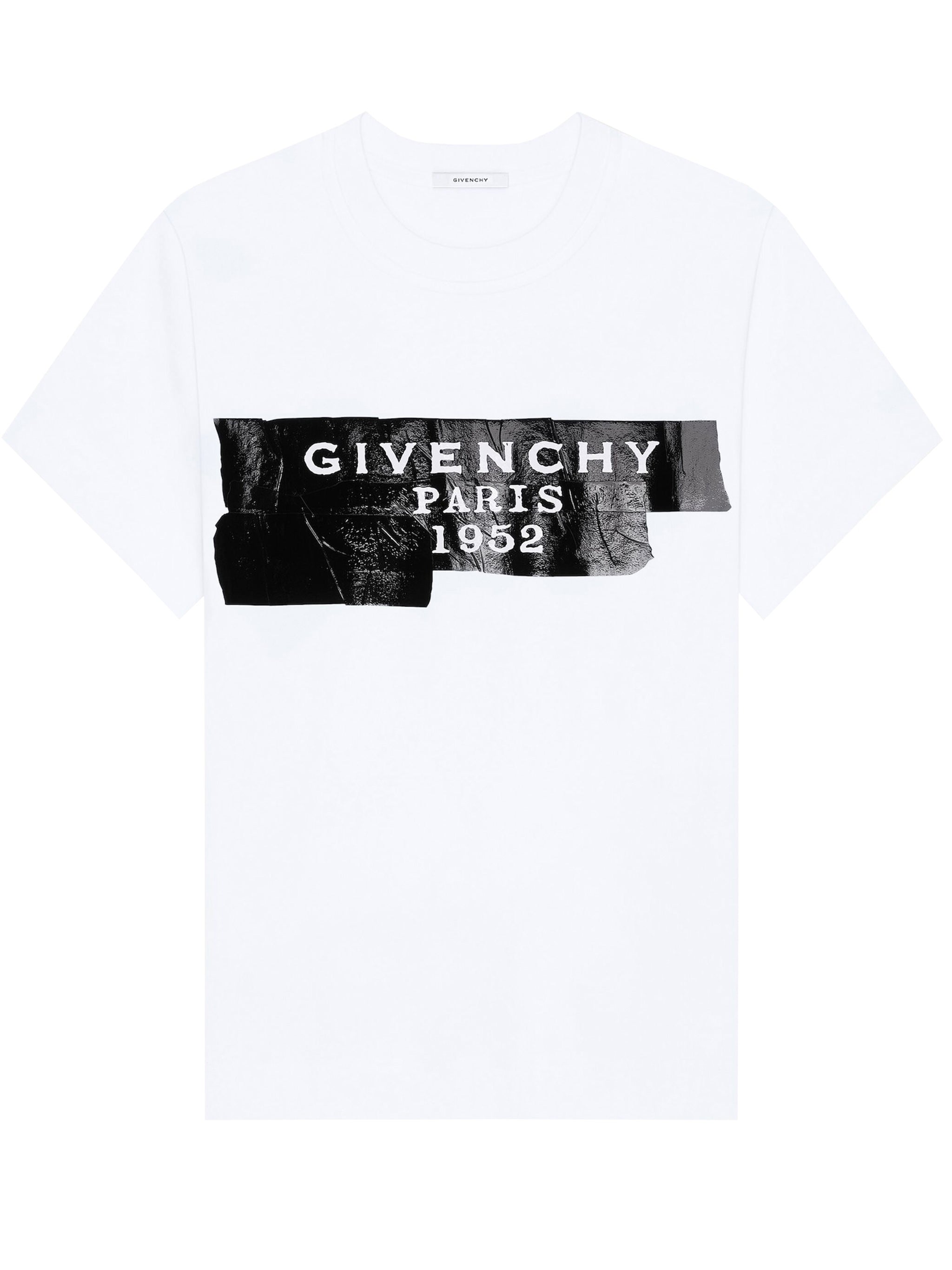Short-Sleeved White Distressed Graphic T-Shirt
