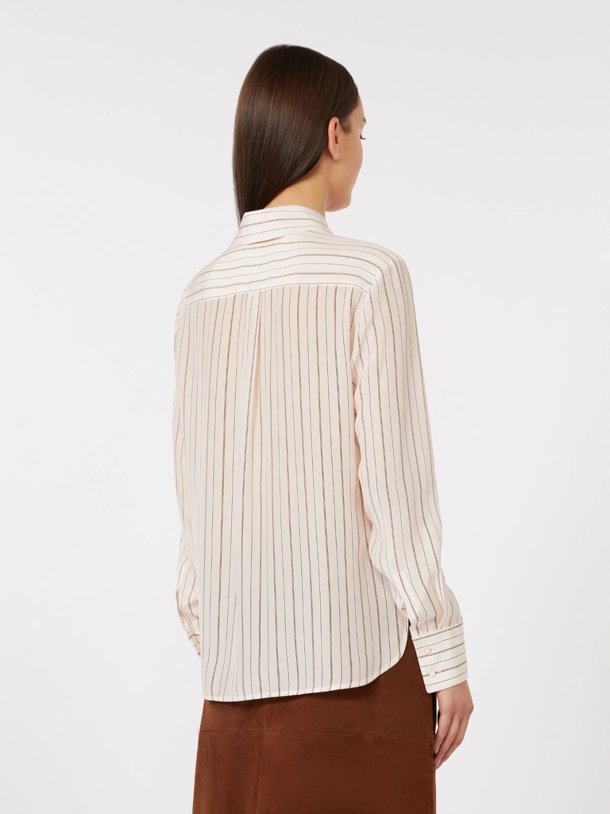 Long-Sleeved Blouse with Classic Collar and Vertical Stripes